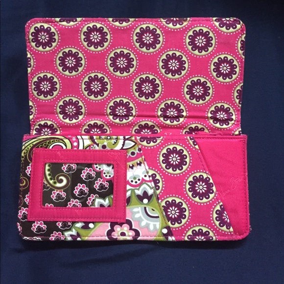 Vera Bradley travel wallet - Picture 2 of 5